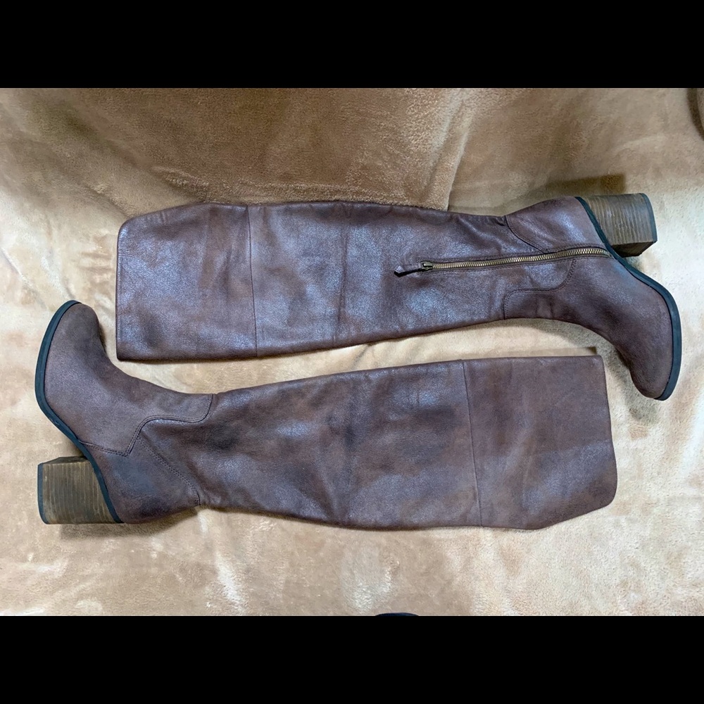 Hinge Canton Over-the-Knee Boot